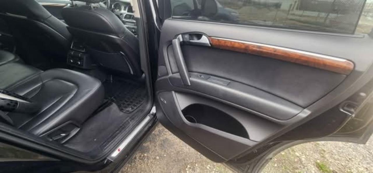 Audi Q7 3.0 Premium quattro 2011