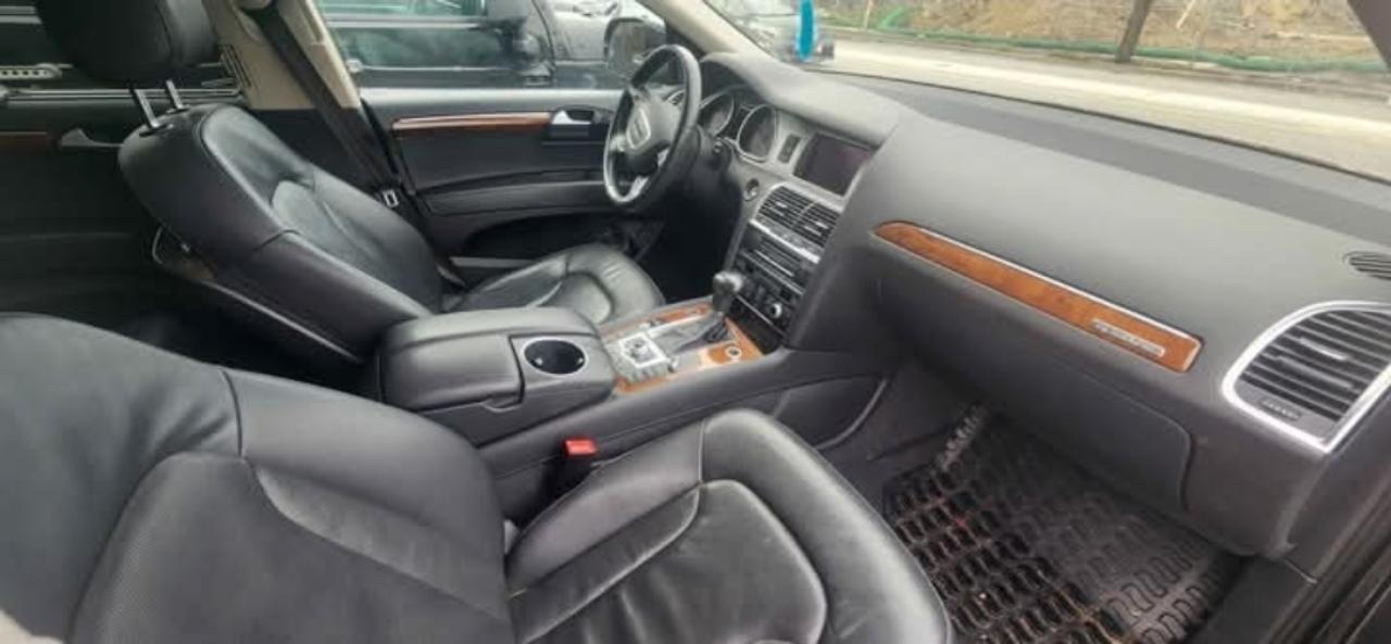 Audi Q7 3.0 Premium quattro 2011