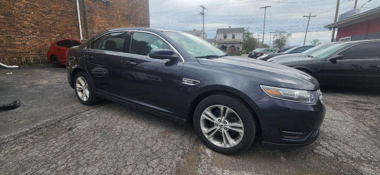 Ford Taurus SEL AWD 2017