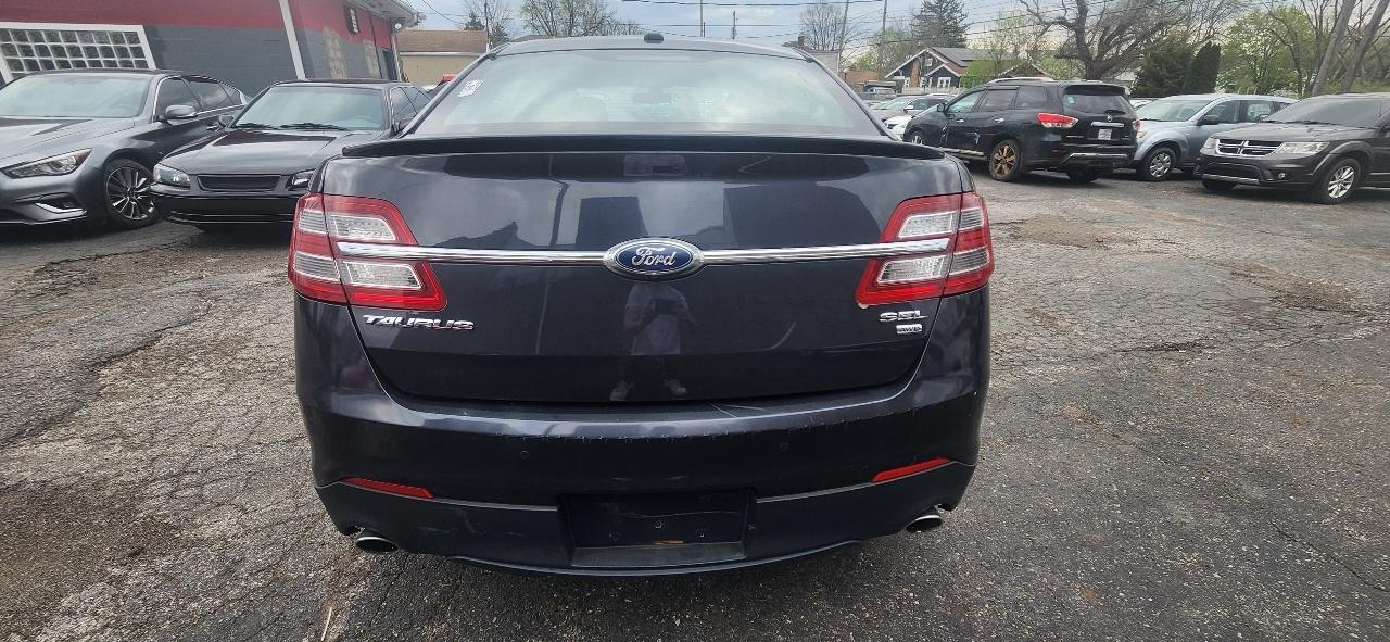 Ford Taurus SEL AWD 2017