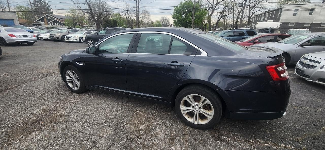 Ford Taurus SEL AWD 2017