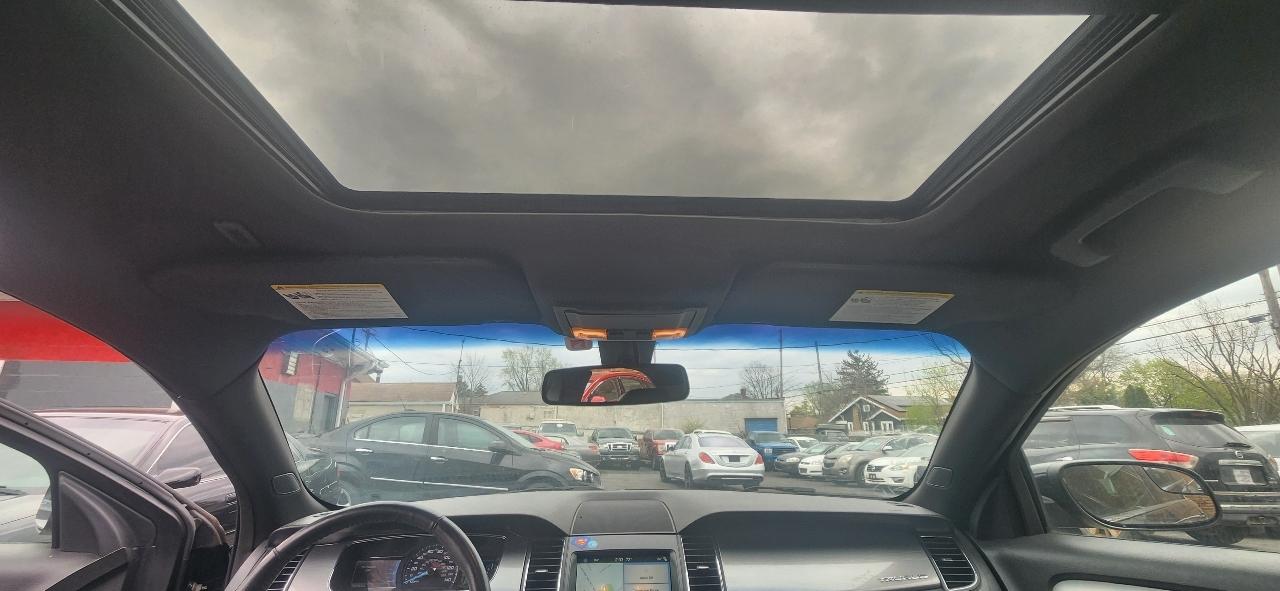 Ford Taurus SEL AWD 2017