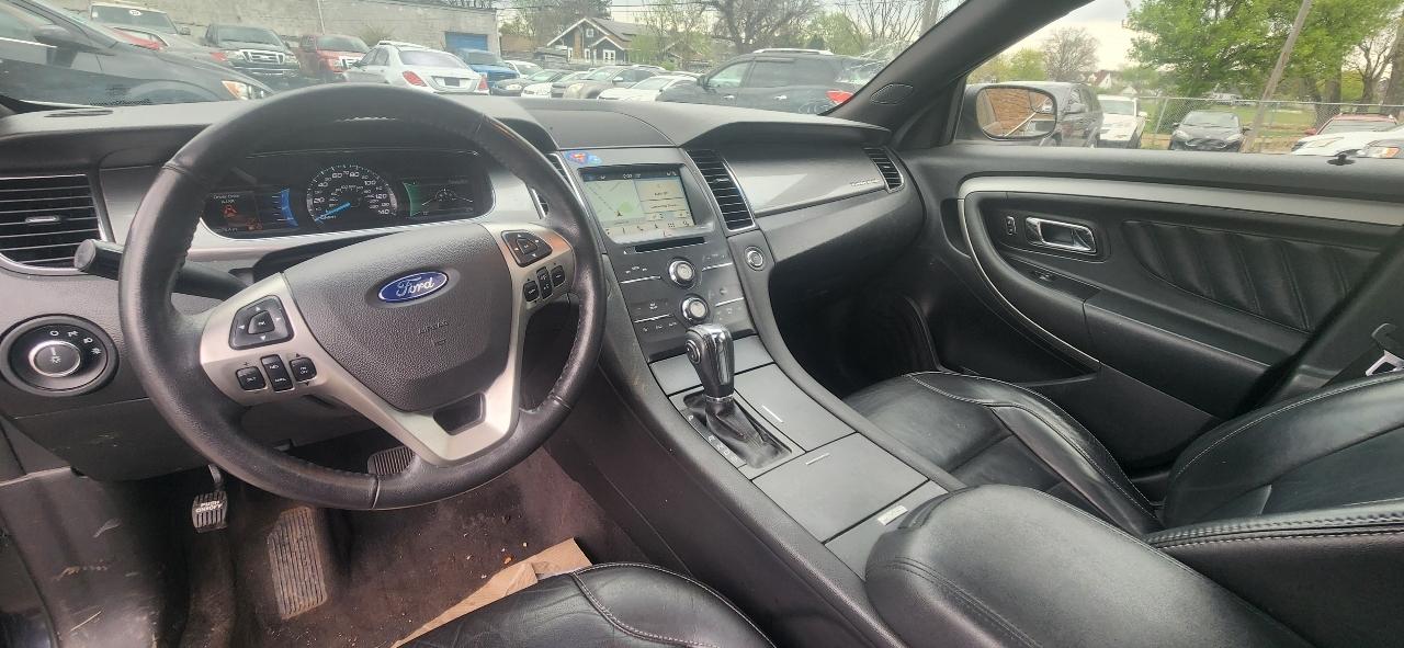 Ford Taurus SEL AWD 2017