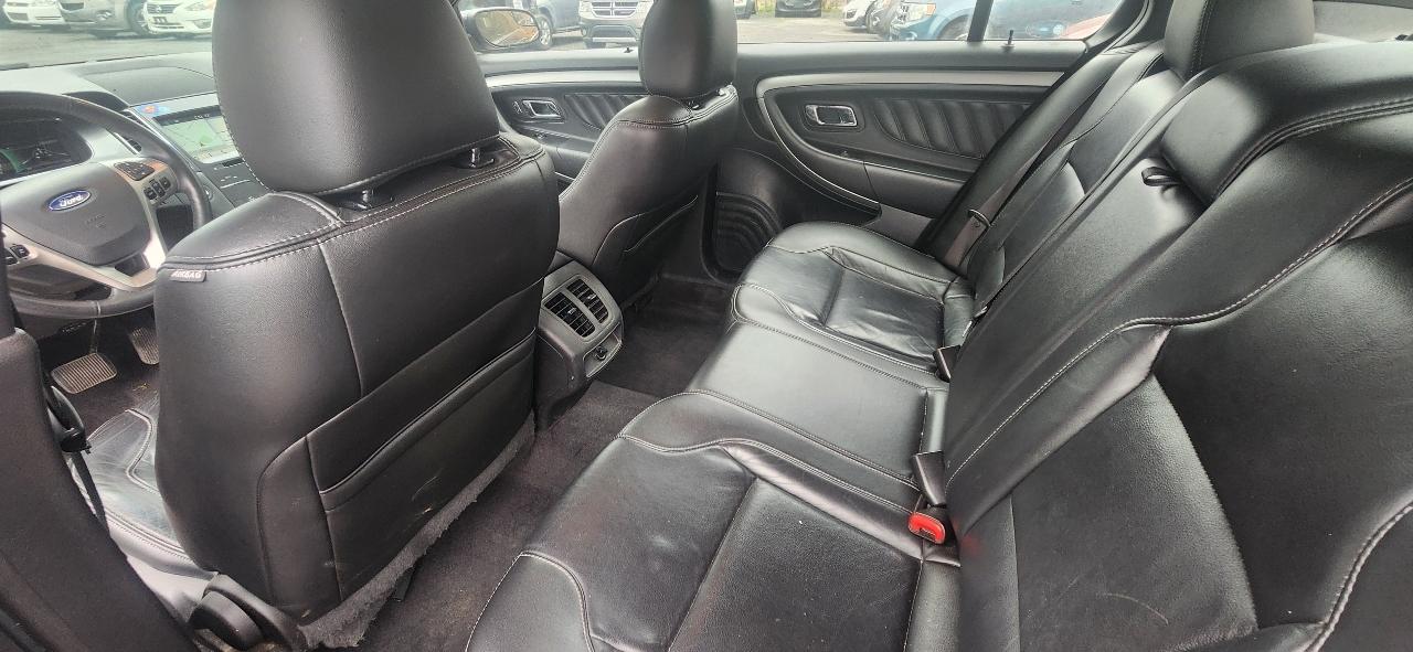Ford Taurus SEL AWD 2017