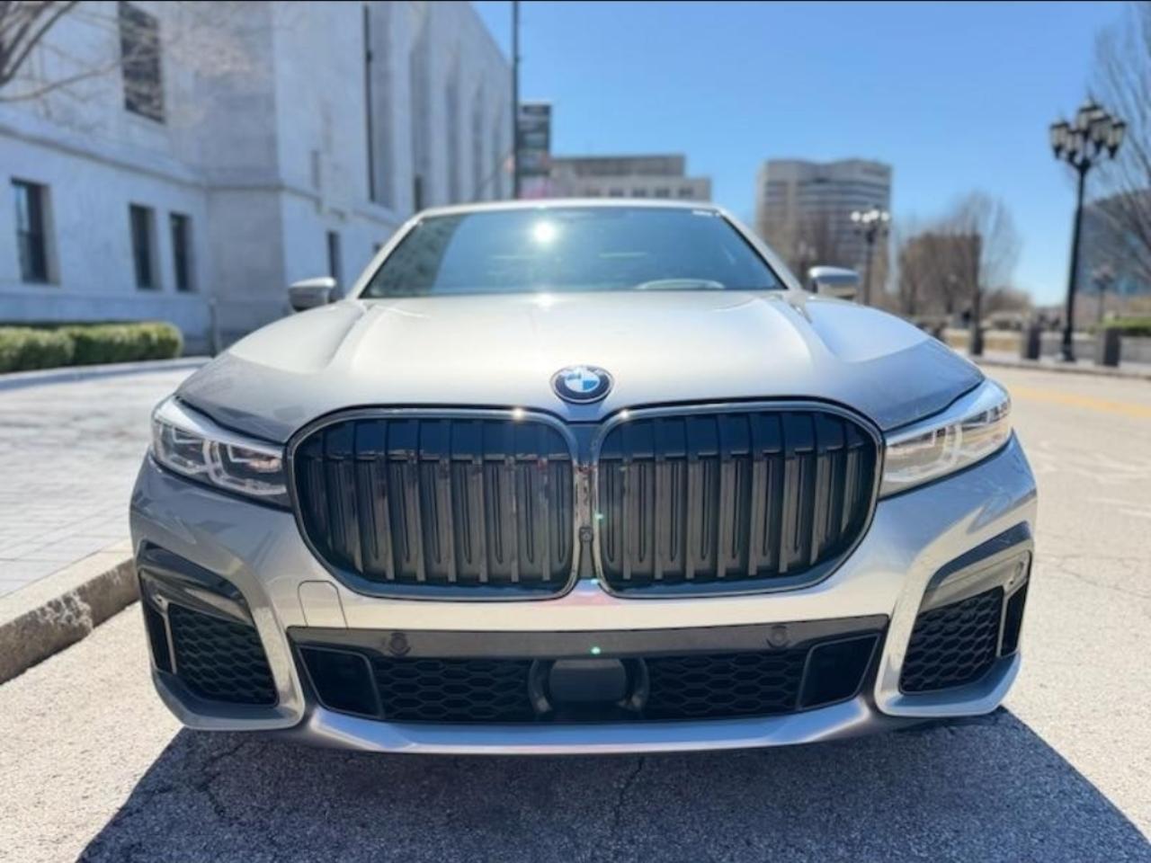 BMW 7-Series 750i xDrive 2021