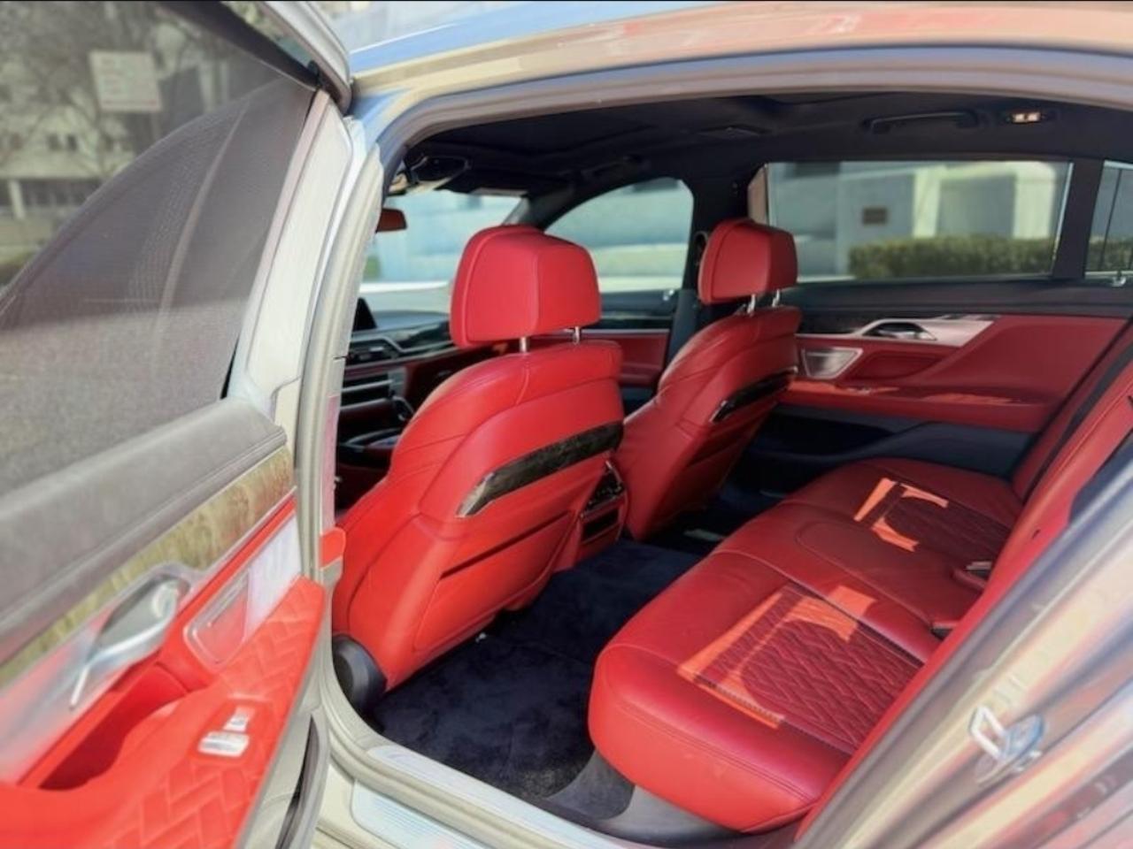 BMW 7-Series 750i xDrive 2021