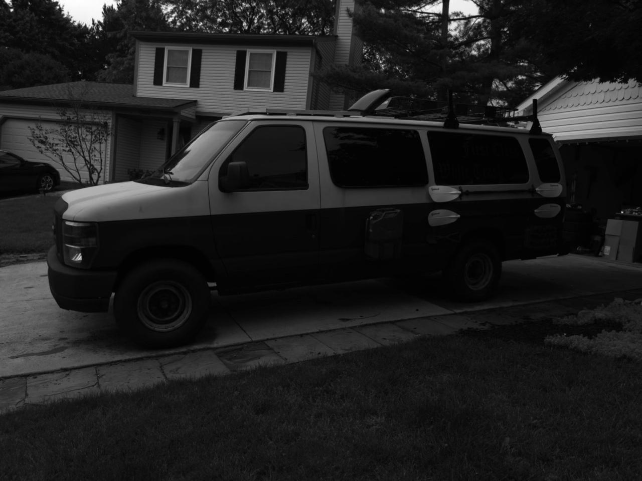 2008 Ford E-Series E-350 XL Super Duty Extended's photo