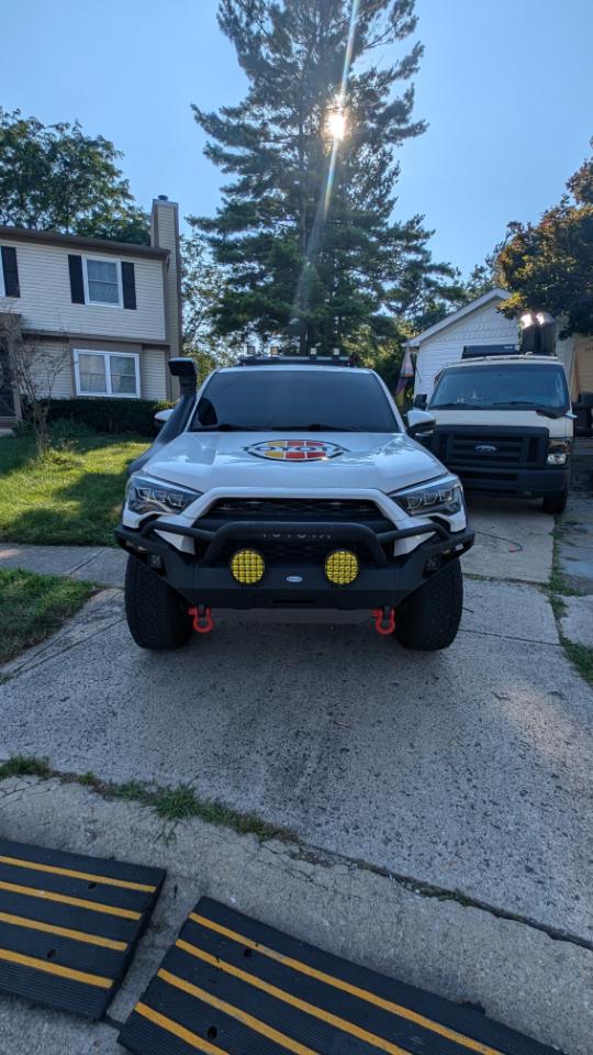Toyota 4Runner SR5 4WD 2016