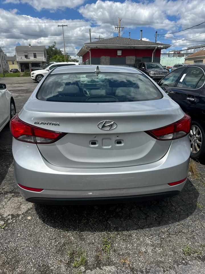 Hyundai Elantra GLS M/T 2014