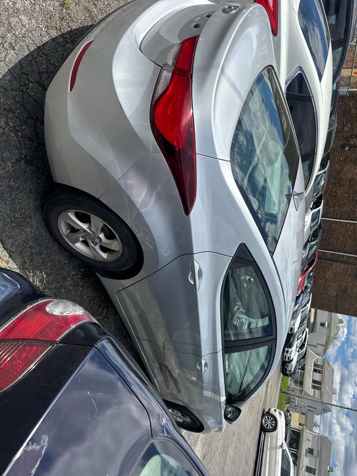 Hyundai Elantra GLS M/T 2014