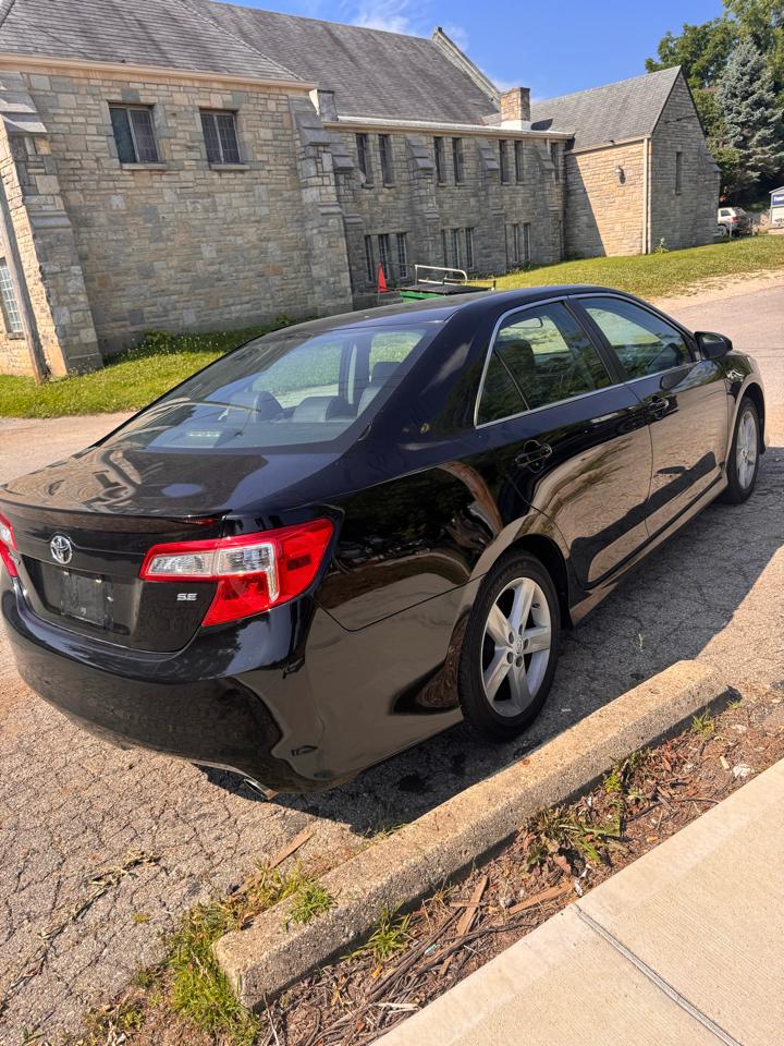 Toyota Camry L 2012