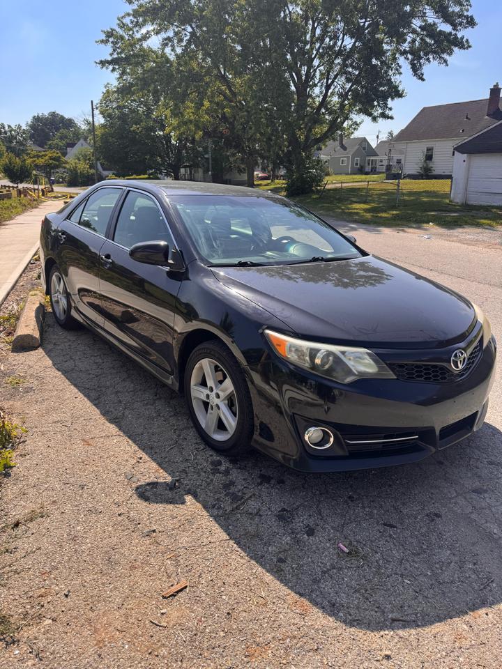 Toyota Camry L 2012