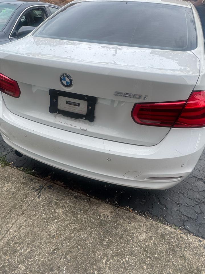 BMW 3-Series 320i Sedan 2016