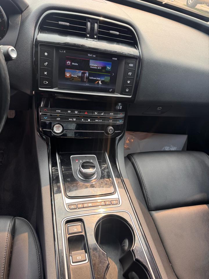 Toyota Camry LE 2020