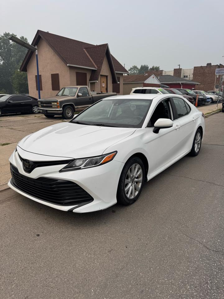 Toyota Camry LE 2020