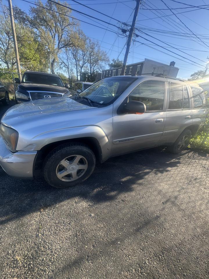 Chevrolet TrailBlazer LS 4WD 2004