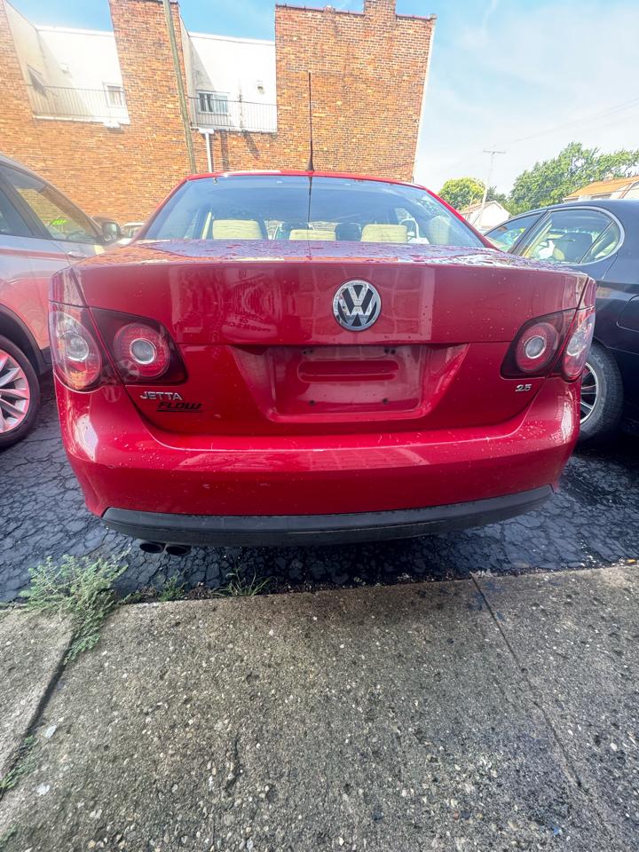 Volkswagen Jetta 4dr Man S 2009
