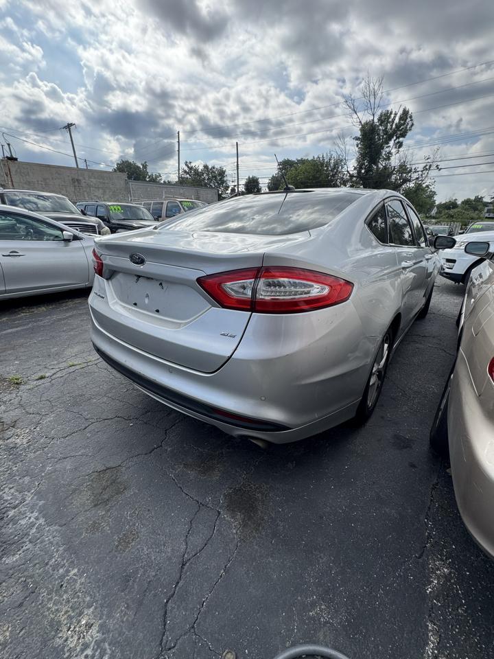 Ford Fusion SE 2016