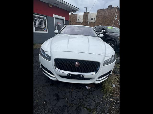 2019 Jaguar XF 25t Premium AWD