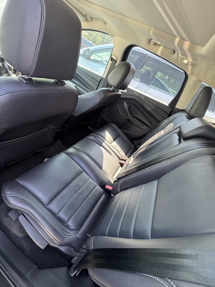 Ford Escape 4WD 4dr Titanium 2016