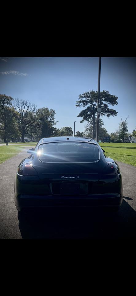 Porsche Panamera 4dr HB 4S 2012