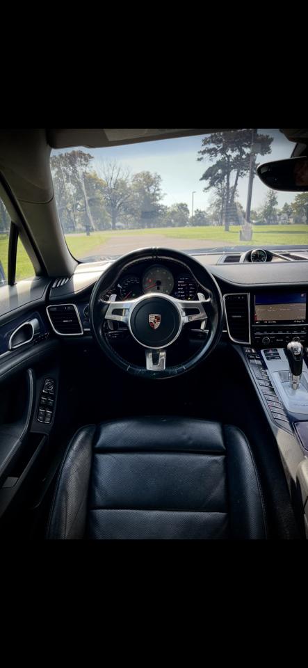 Porsche Panamera 4dr HB 4S 2012