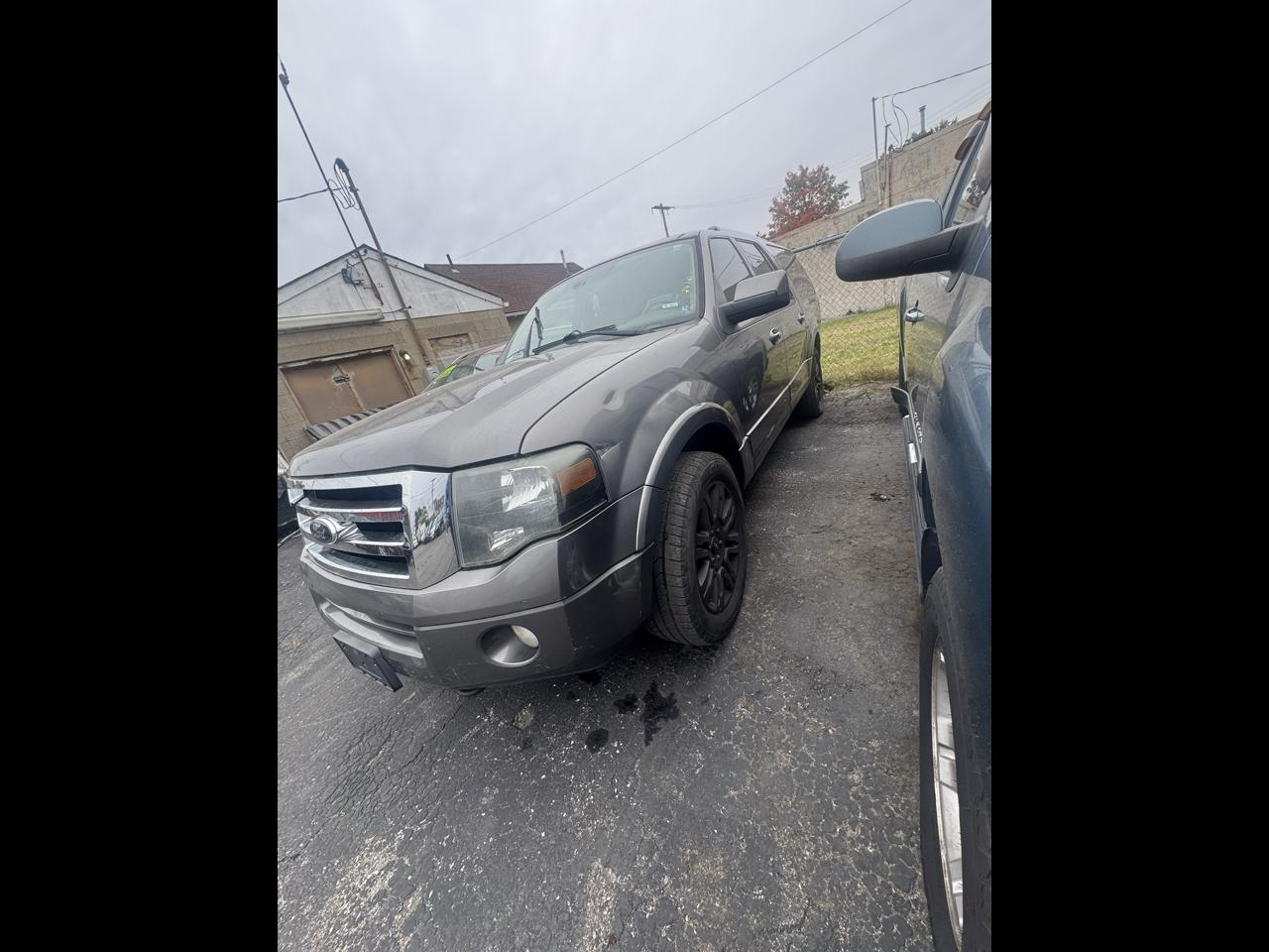 Ford Expedition EL 4WD 4dr Limited 2012