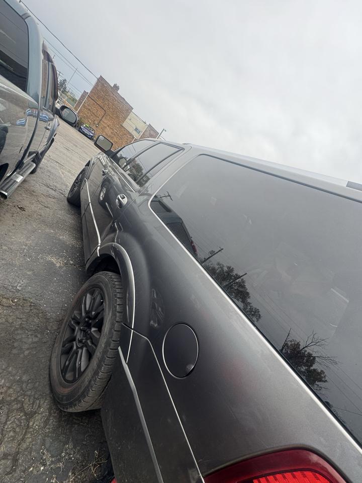 Ford Expedition EL 4WD 4dr Limited 2012