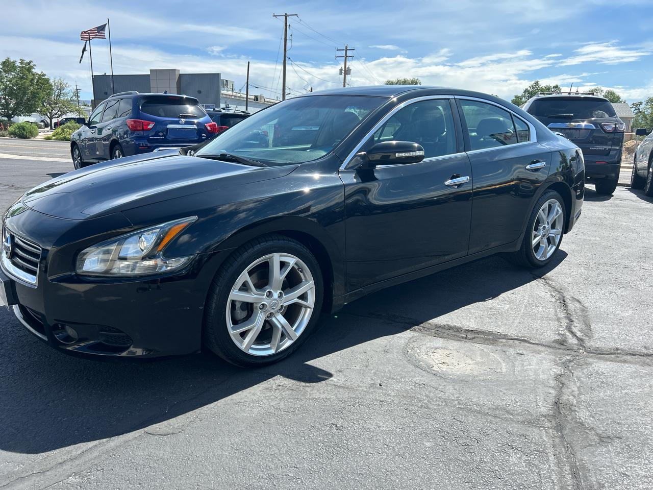 2012 Nissan Maxima 4dr Sdn V6 CVT 3.5 SV w/Sport Pkg