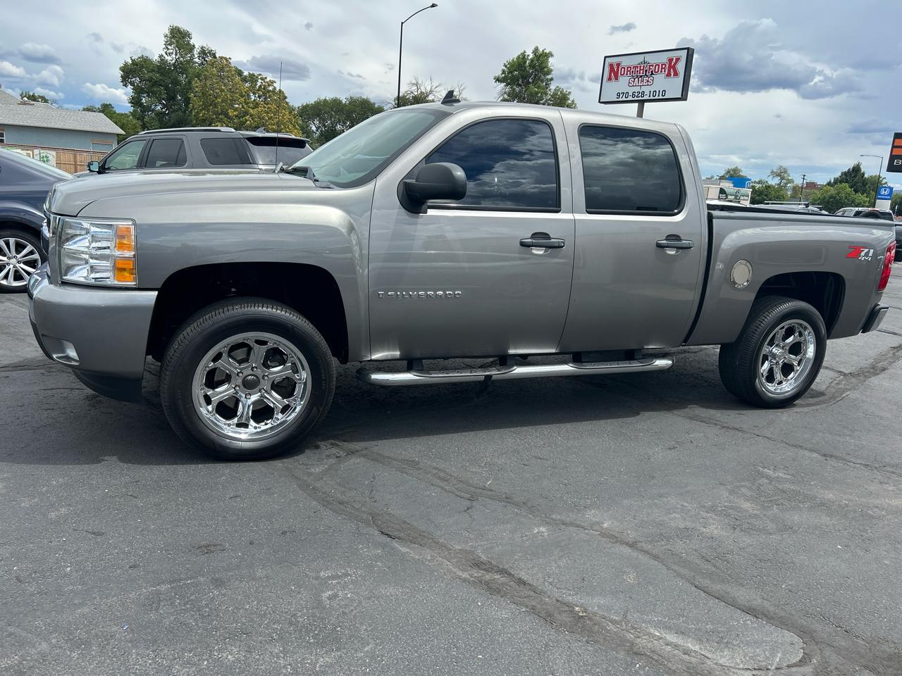 2008 Chevrolet Silverado 1500 4WD Crew Cab 143.5" LT w/2LT