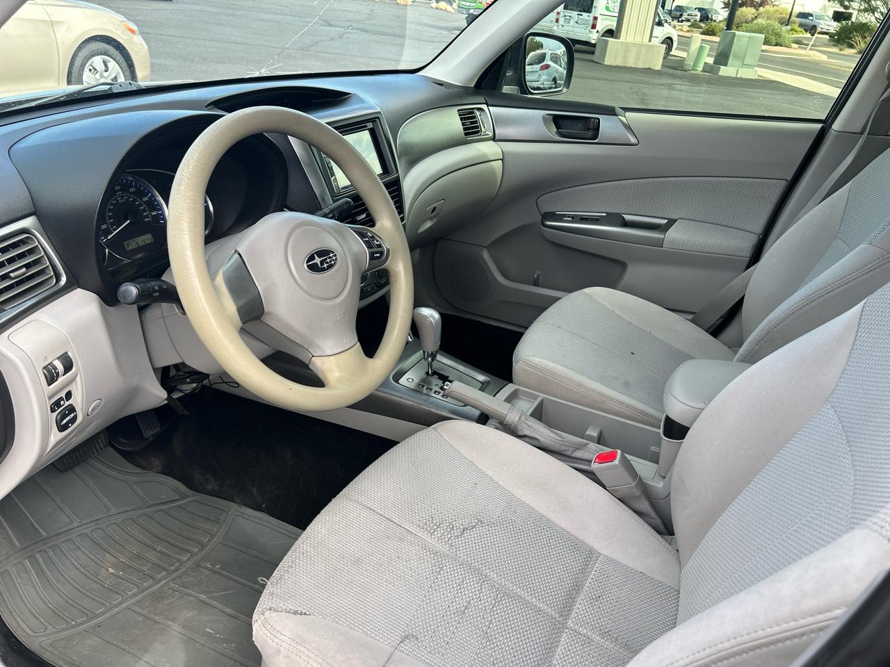 Subaru Forester photo 5