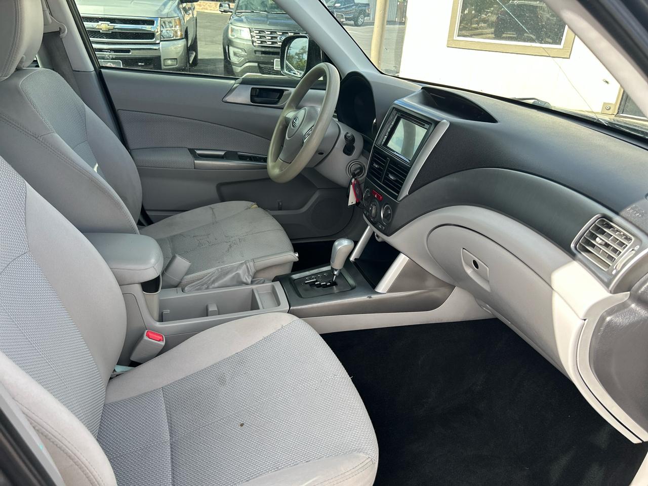 Subaru Forester photo 7