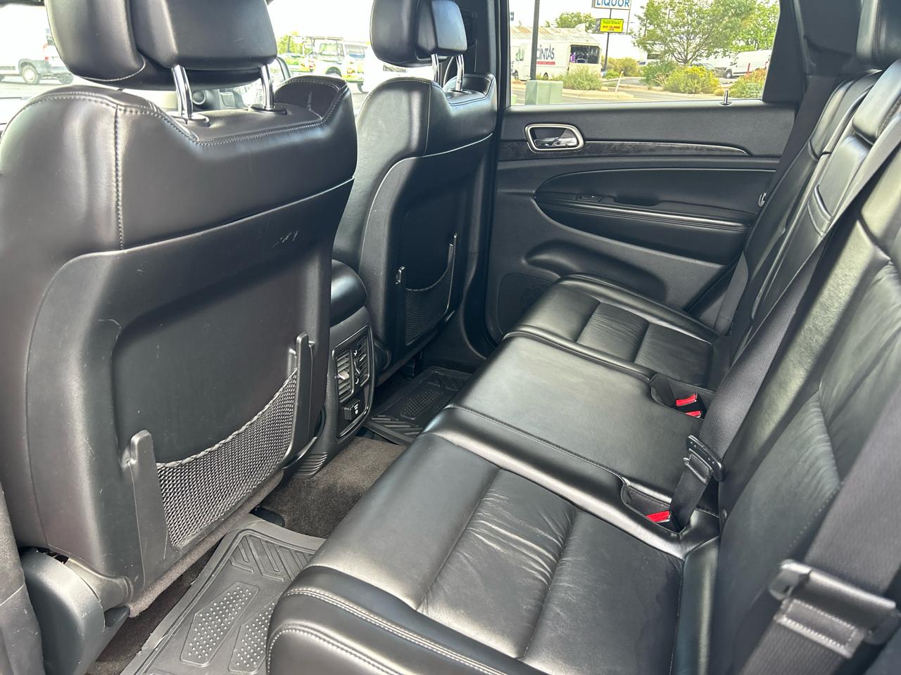 Jeep Grand Cherokee photo 6