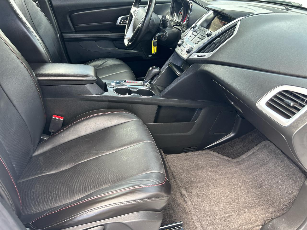 GMC Terrain photo 7