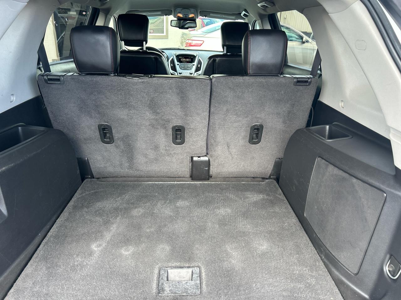 GMC Terrain photo 11