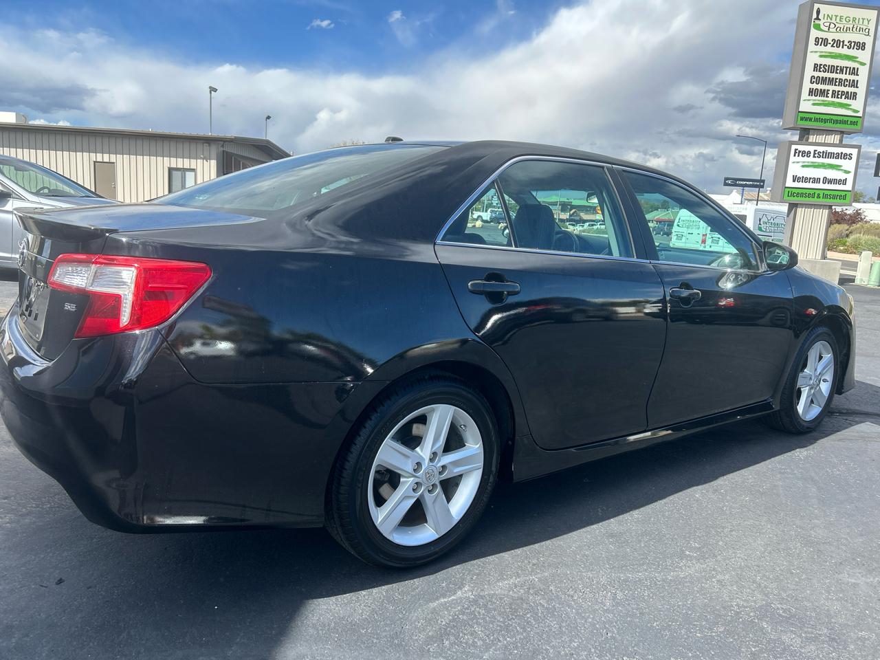 Toyota Camry photo 4