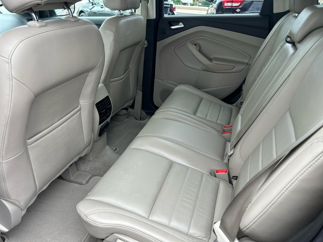 Ford Escape photo 6