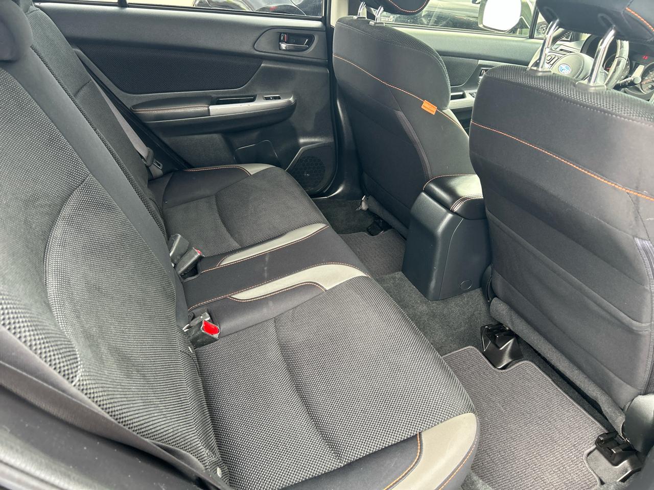 Subaru Crosstrek photo 8
