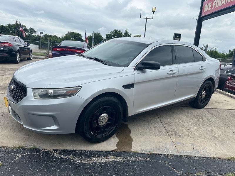Ford Taurus  2015