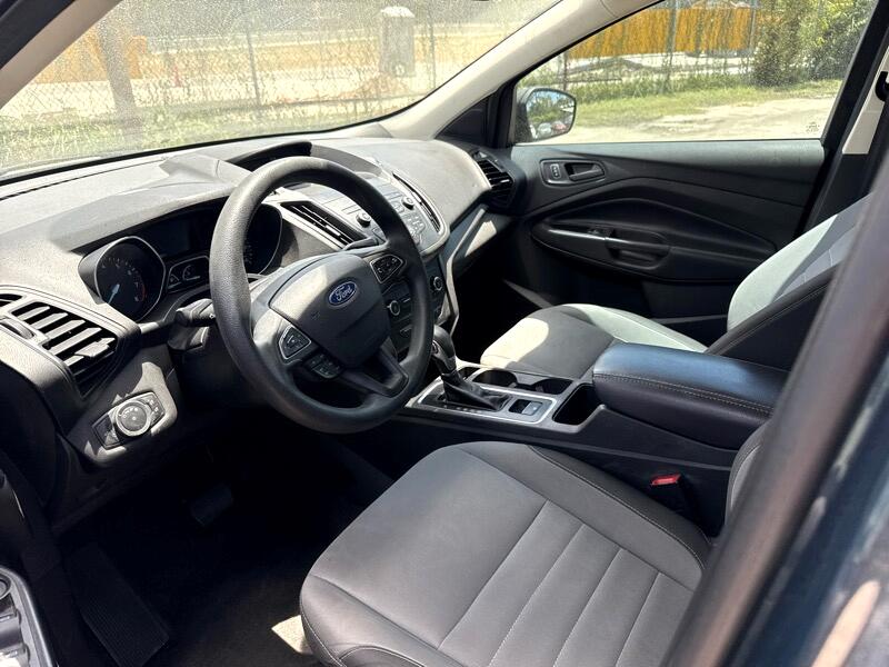 Ford Escape S FWD 2019 Ford Escape S FWD 2019