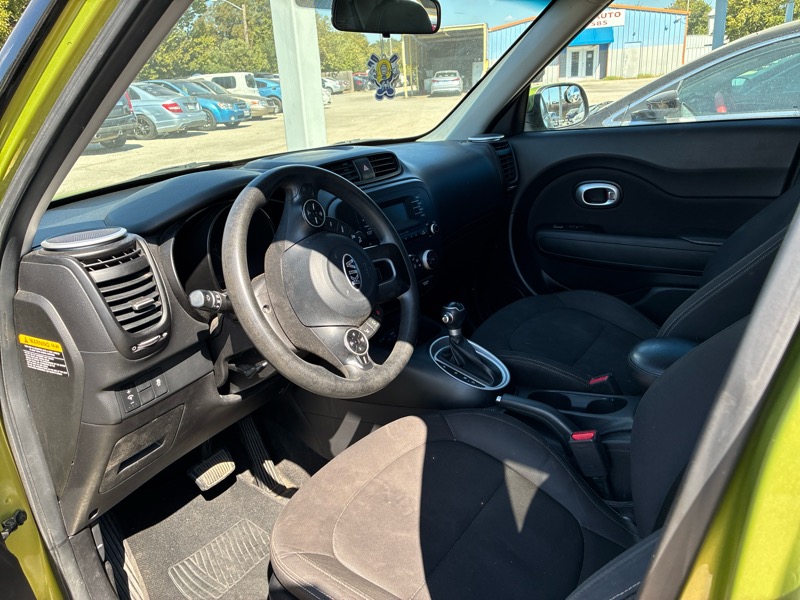 Kia Soul Base 6A 2016 Kia Soul Base 6A 2016