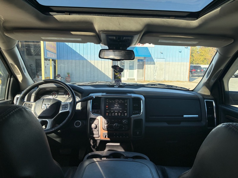 RAM 2500 Laramie Crew Cab SWB 4WD 2014