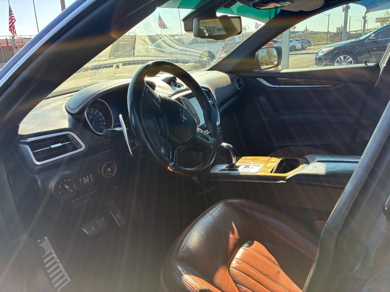 Maserati Ghibli Base 2015