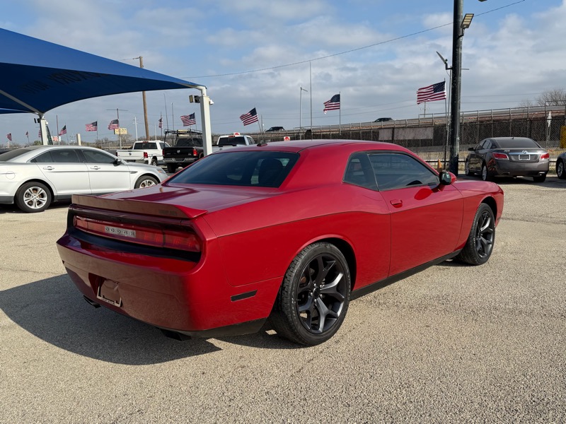 Dodge Challenger SXT 2013