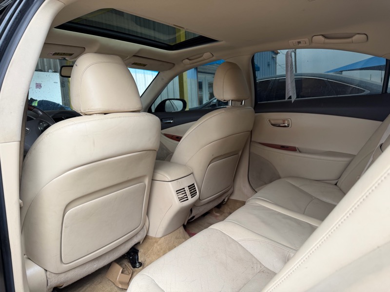 Lexus ES 350 Sedan 2011