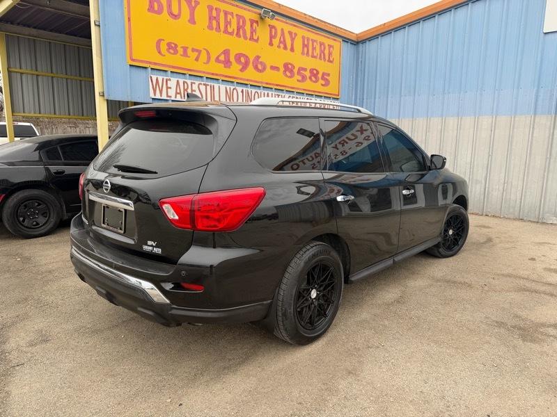 Nissan Pathfinder SV 2020