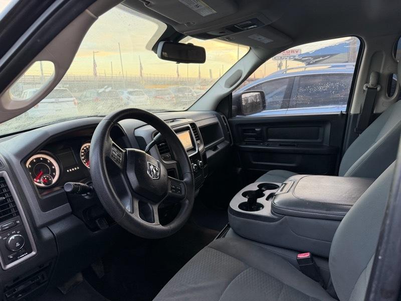 RAM 1500 Tradesman/Express Crew Cab SWB 2WD 2014