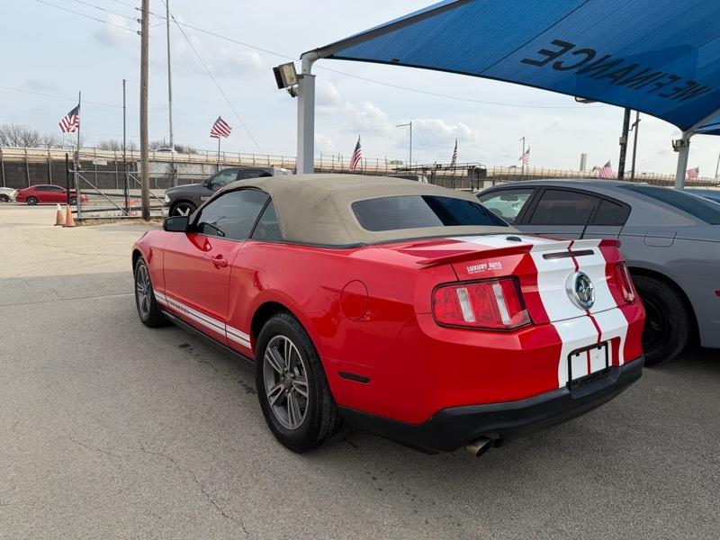 Ford Mustang V6 Convertible 2012