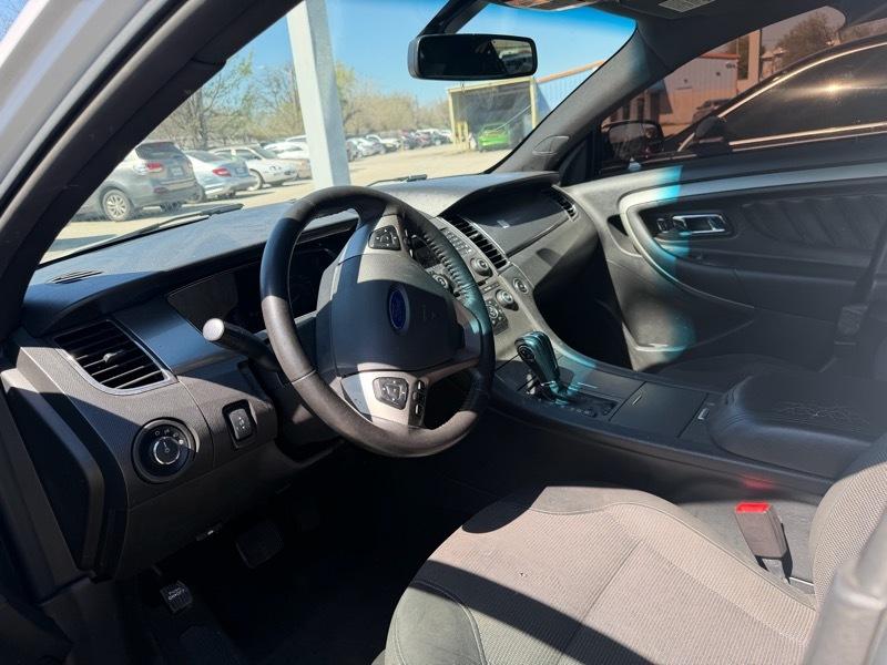 Ford Taurus SEL FWD 2016