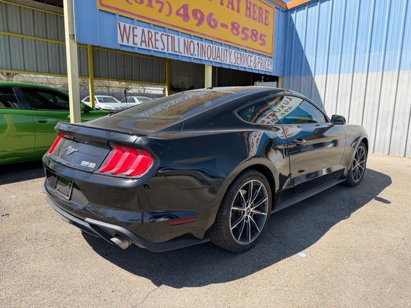 Ford Mustang EcoBoost Coupe 2019